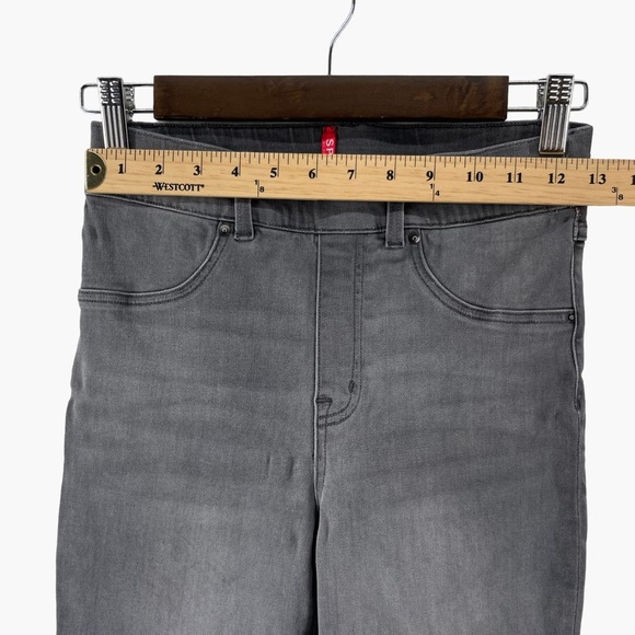 SPANX Distressed Denim Leggings in Vintage Grey‎ - Picture 5 of 8